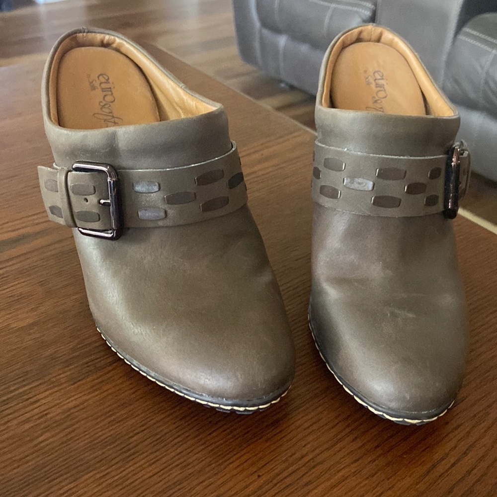 Brown Eurosoft by Sofft Sacha boots